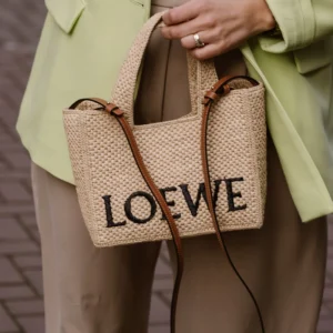 Loewe logo rieten tas